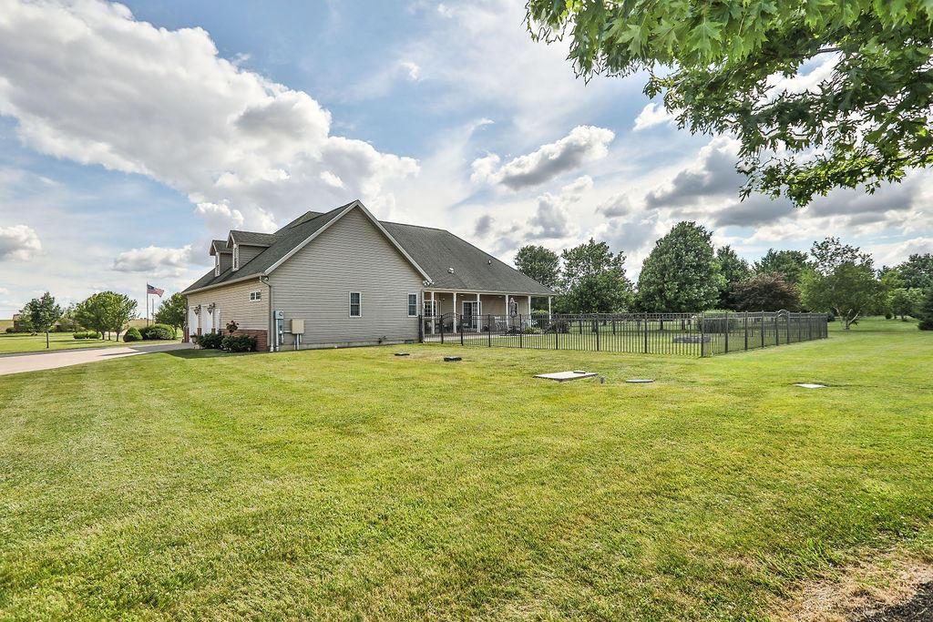 7310 Ludwig-Dresback Road Circleville, OH 43113 - Photo 37 of 55