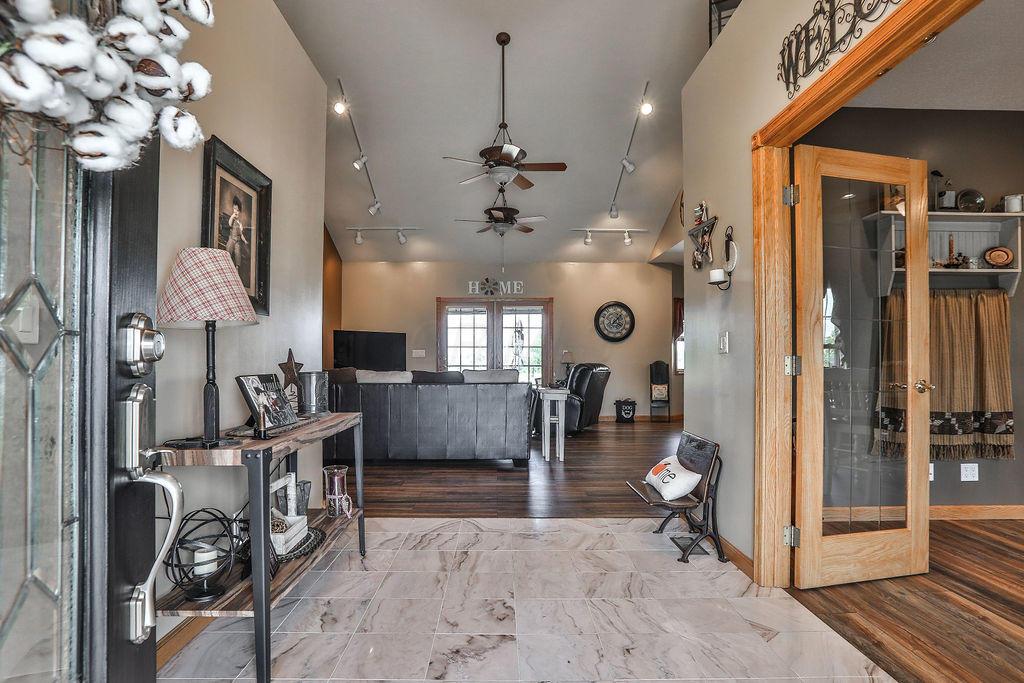 7310 Ludwig-Dresback Road Circleville, OH 43113 - Photo 4 of 55