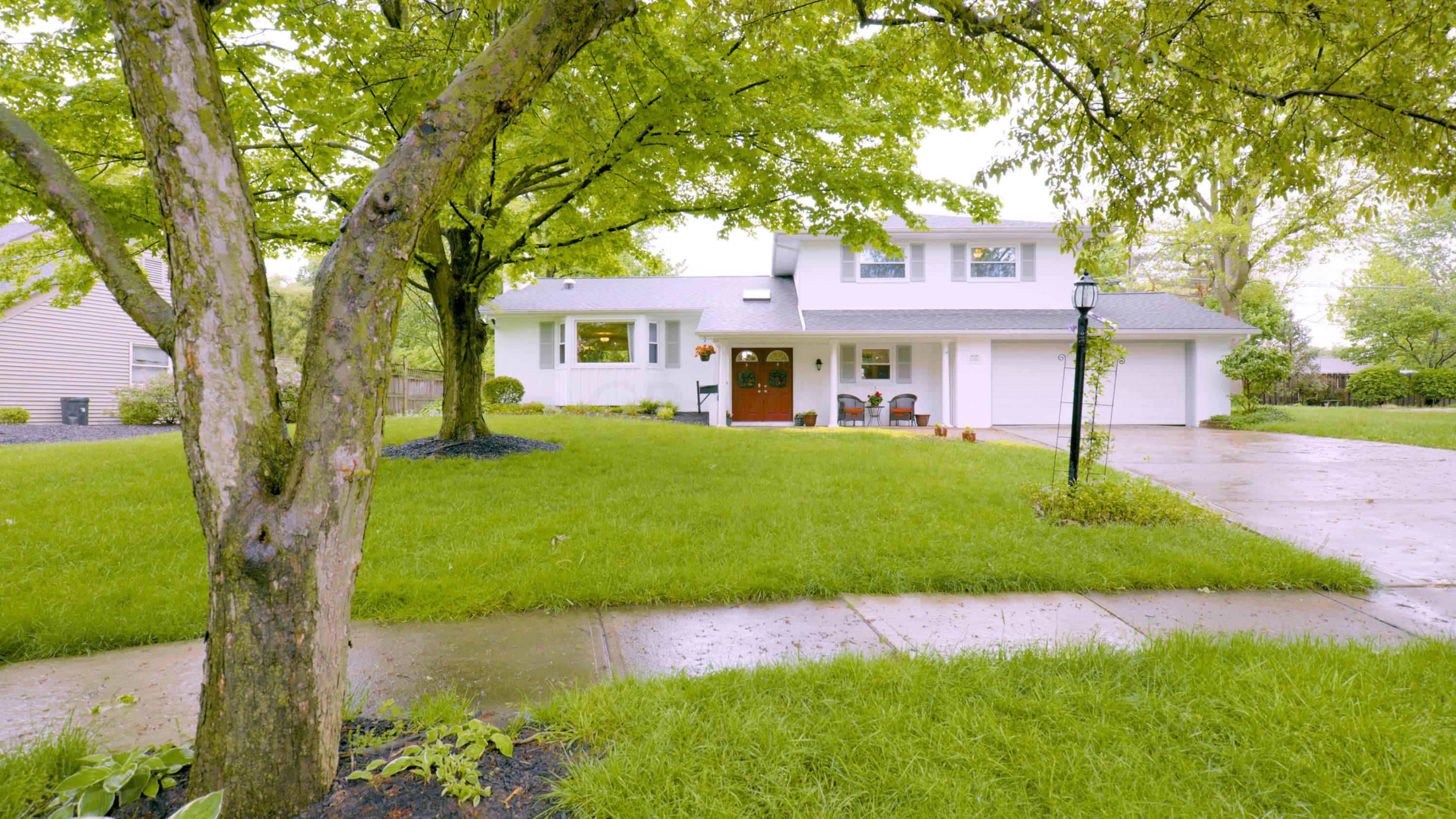 2325 Pinebrook Road Columbus, OH 43220 - Photo 1 of 46 Gallery Image 1