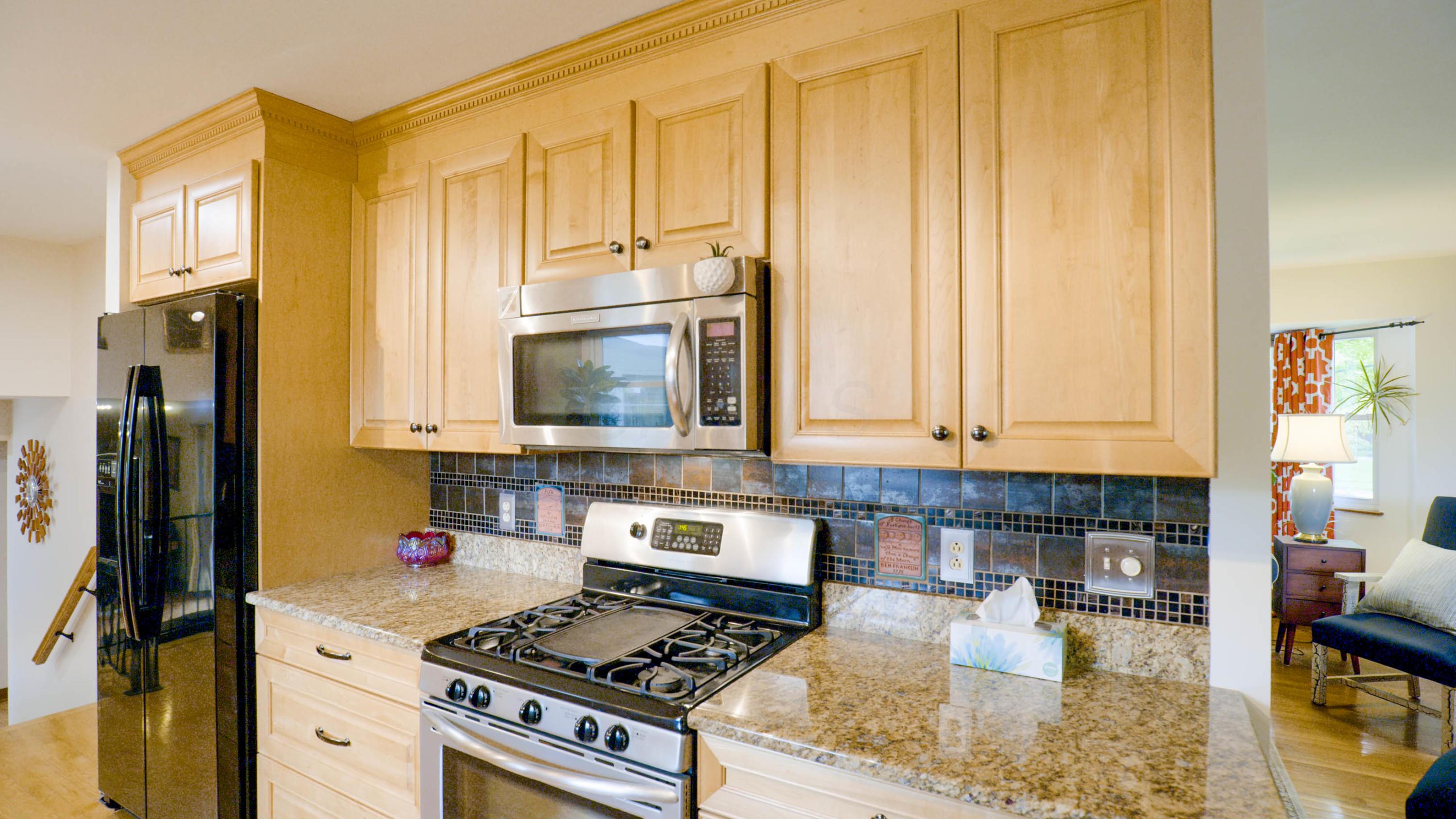 2325 Pinebrook Road Columbus, OH 43220 - Photo 11 of 46 Gallery Image 11