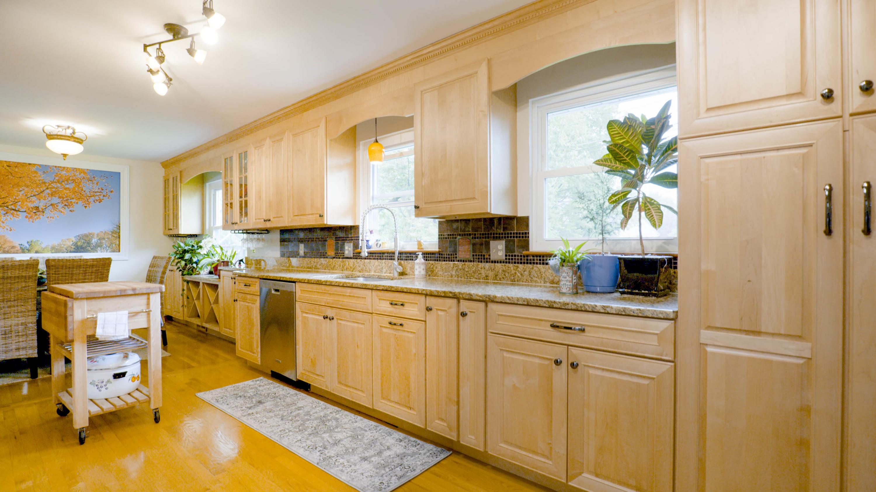 2325 Pinebrook Road Columbus, OH 43220 - Photo 13 of 46 Gallery Image 13