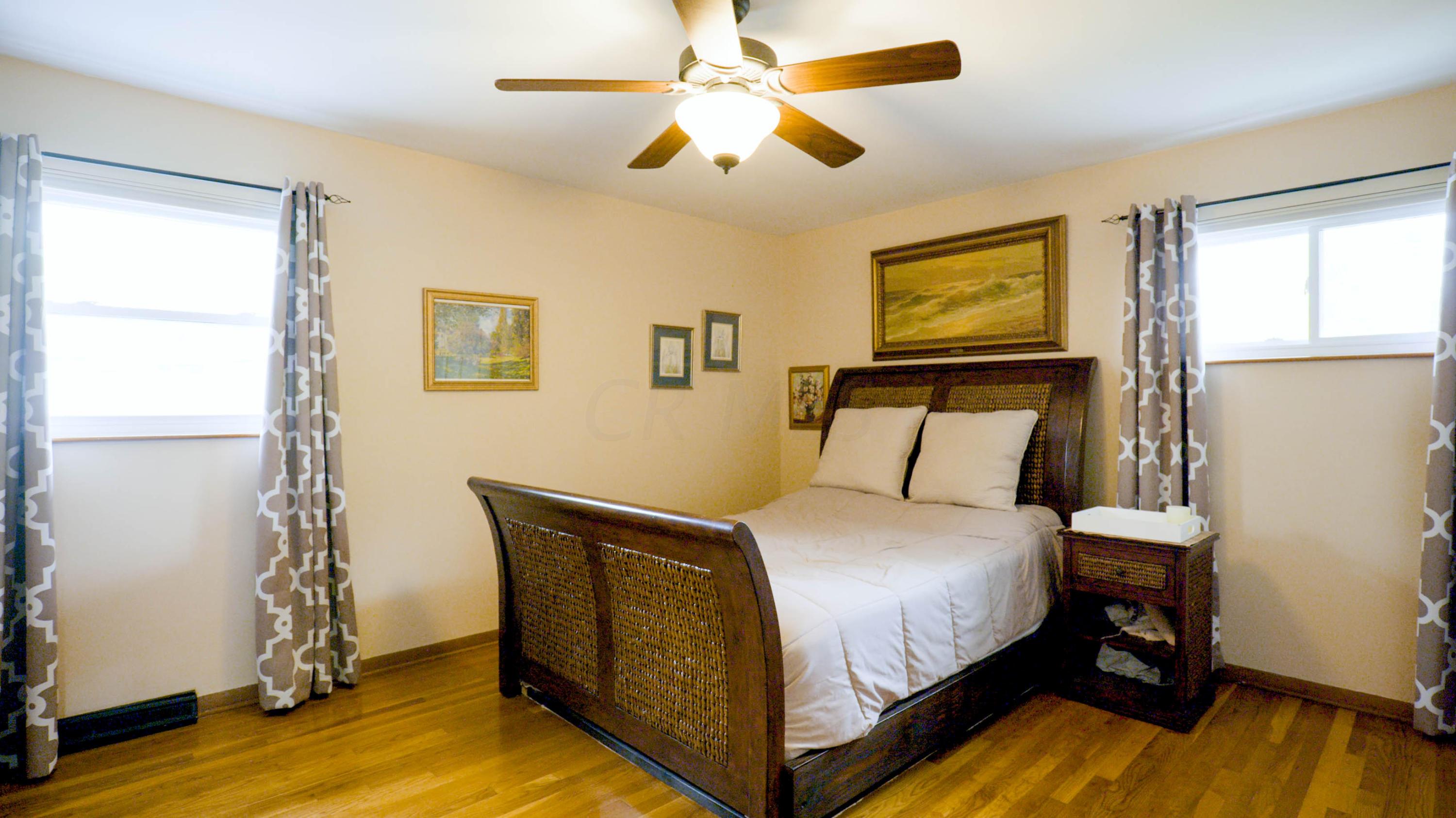 2325 Pinebrook Road Columbus, OH 43220 - Photo 27 of 46 Gallery Image 27