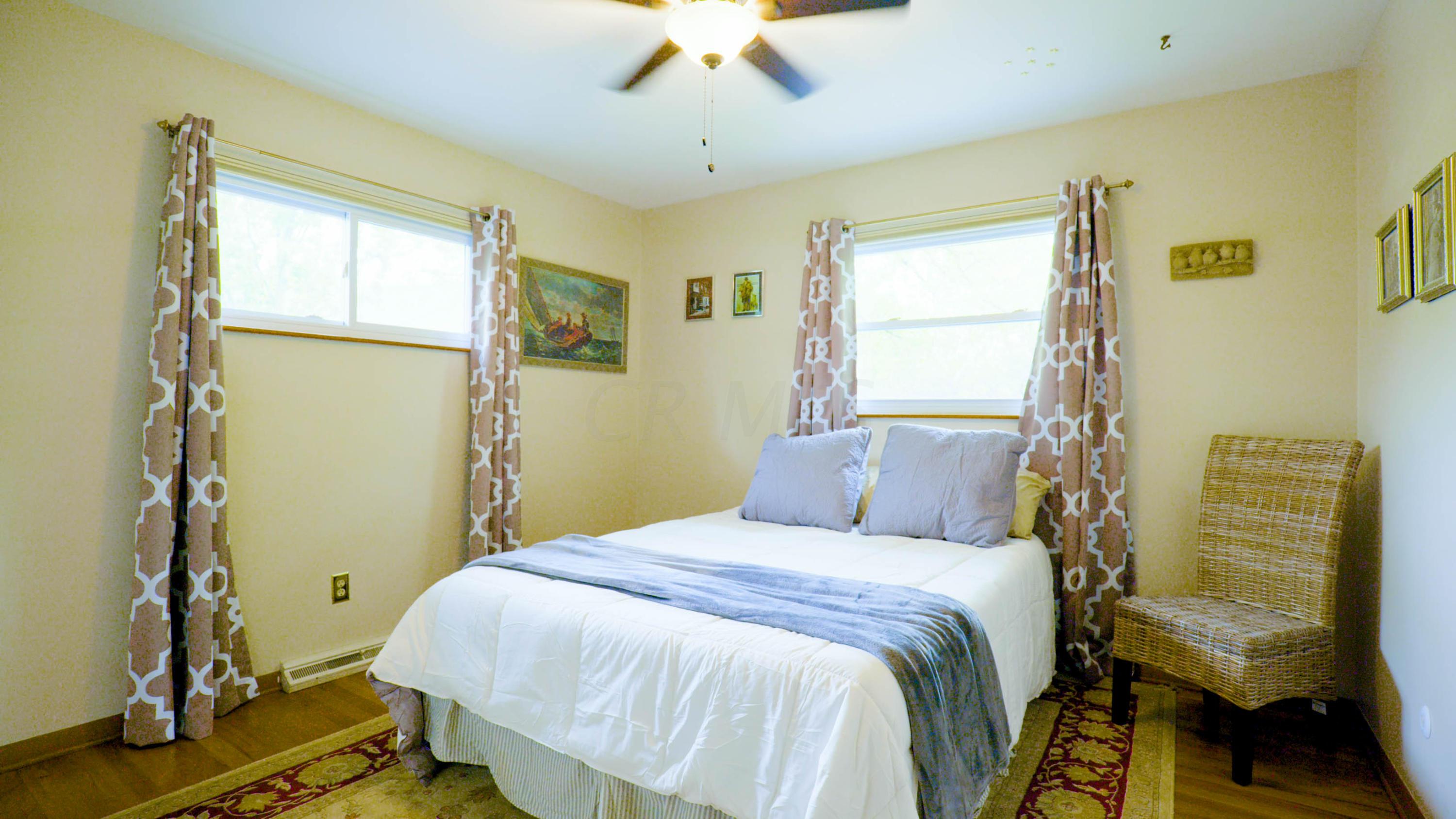 2325 Pinebrook Road Columbus, OH 43220 - Photo 34 of 46 Gallery Image 34