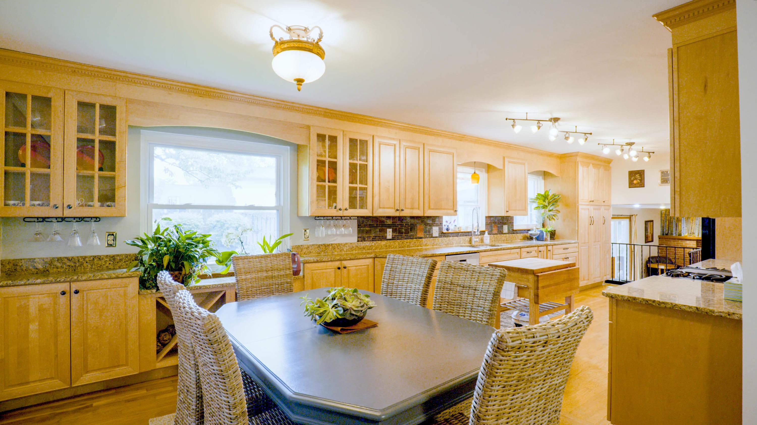 2325 Pinebrook Road Columbus, OH 43220 - Photo 7 of 46 Gallery Image 7