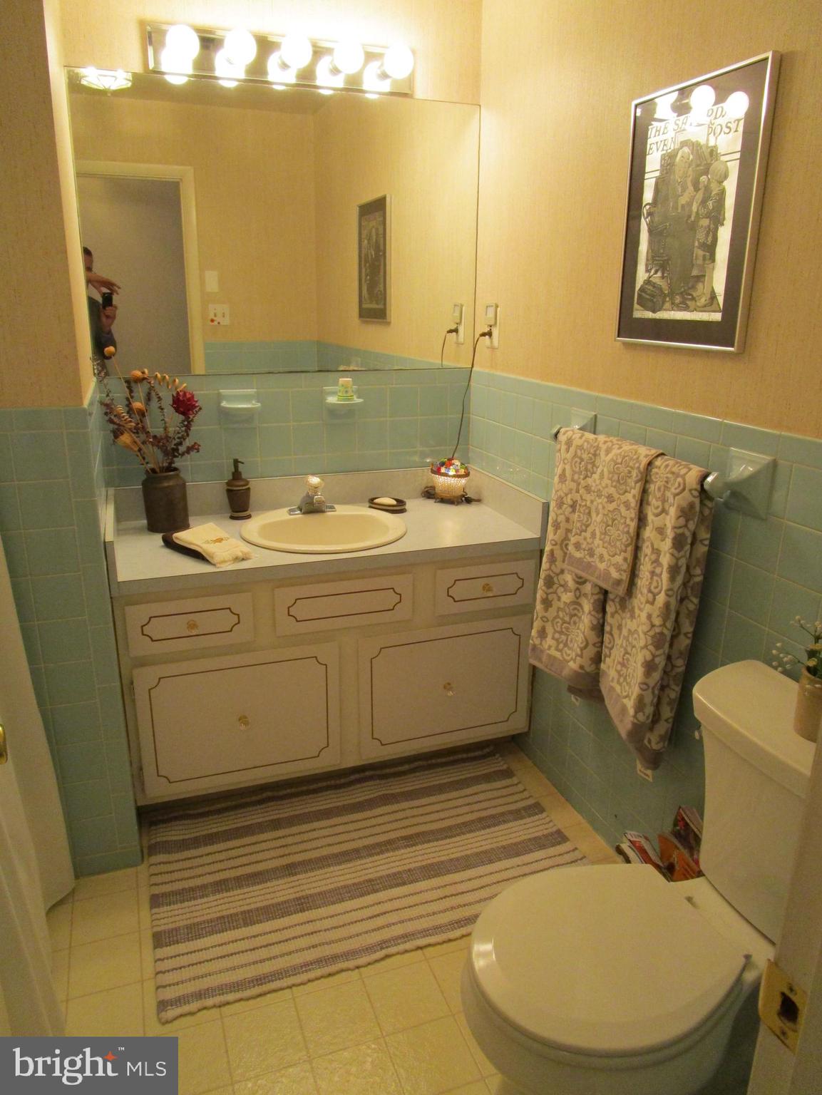 4166 Carrs Ridge Road Edgewater, MD 21037 - Photo 13 of 30 Hall Bath