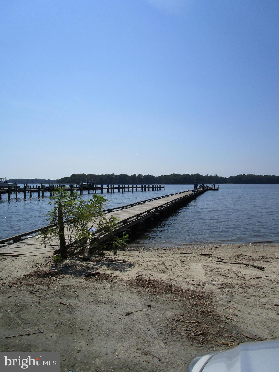 4166 Carrs Ridge Road Edgewater, MD 21037 - Photo 29 of 30 Public Pier