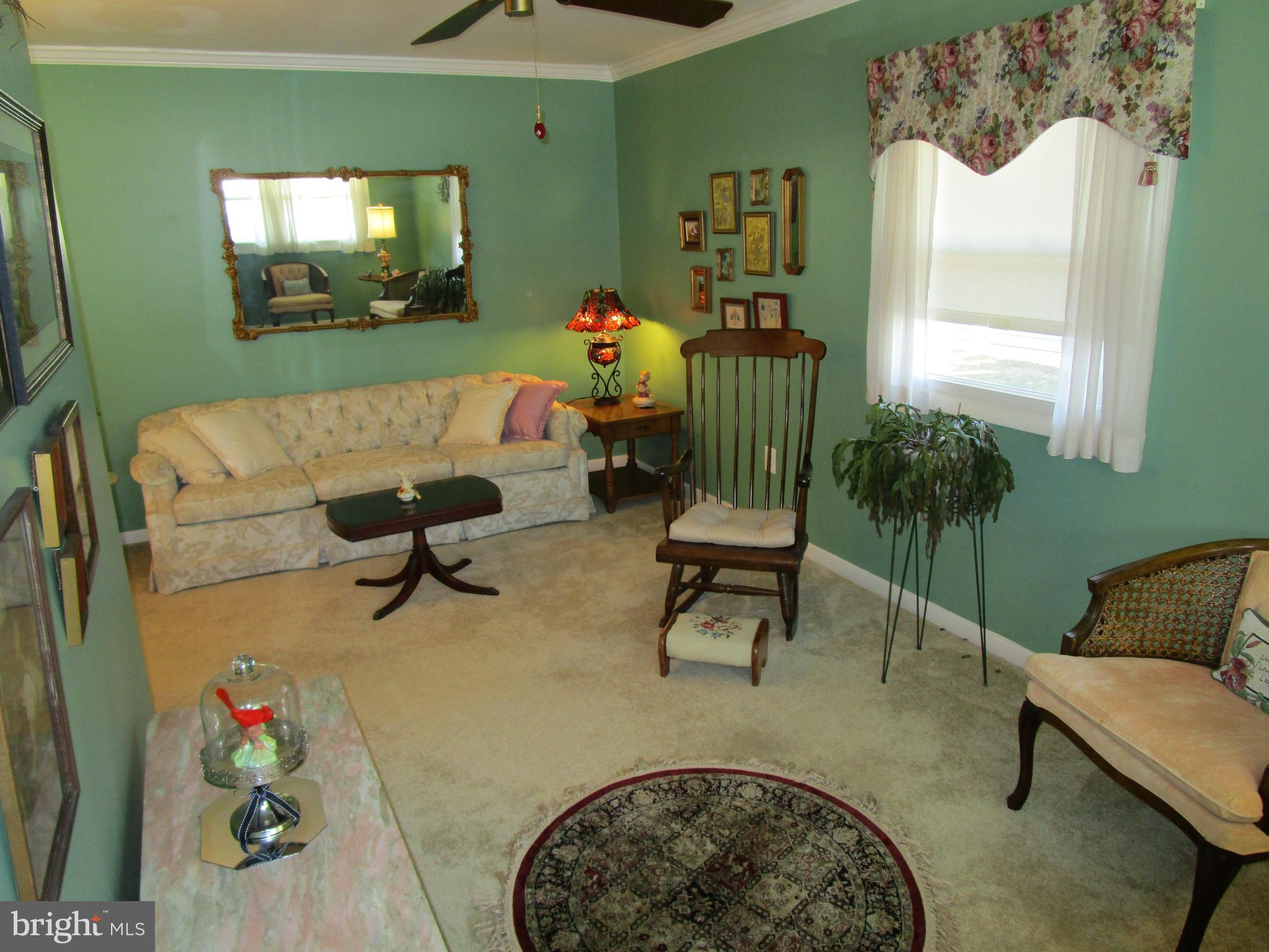 4166 Carrs Ridge Road Edgewater, MD 21037 - Photo 6 of 30 Family Room