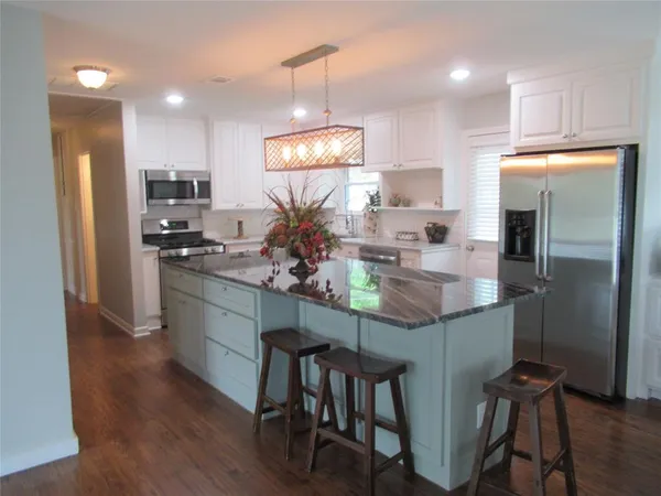 $2,599 | 106 South Clark Street, Rockwall, TX 75087