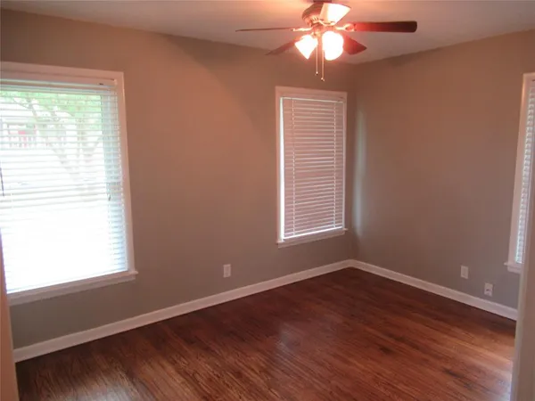 $2,599 | 106 South Clark Street, Rockwall, TX 75087