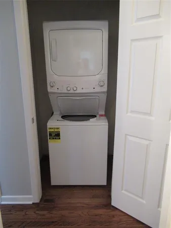 $2,599 | 106 South Clark Street, Rockwall, TX 75087