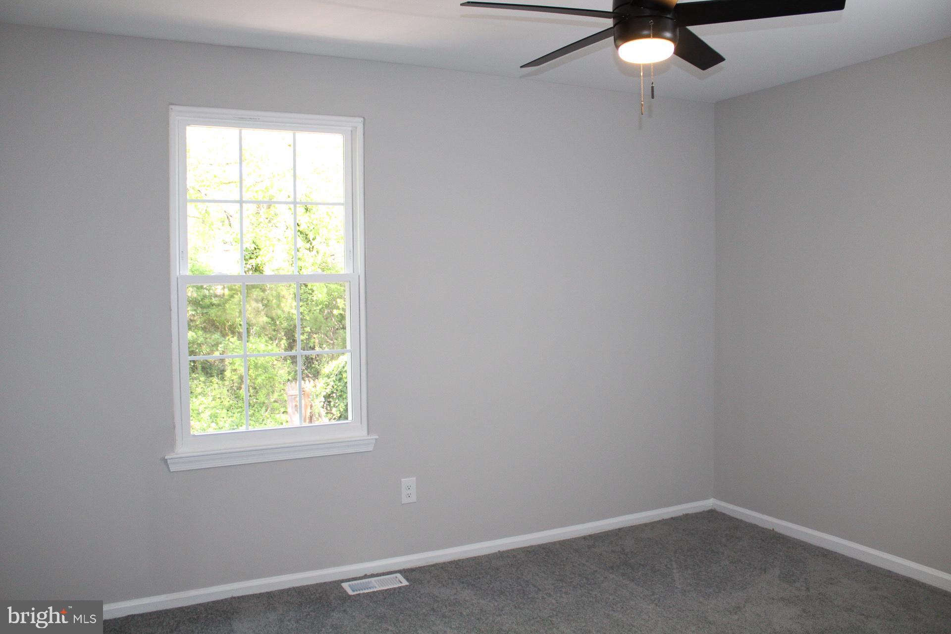 3 Summit Court Clementon, NJ 08021 - Photo 7 of 18