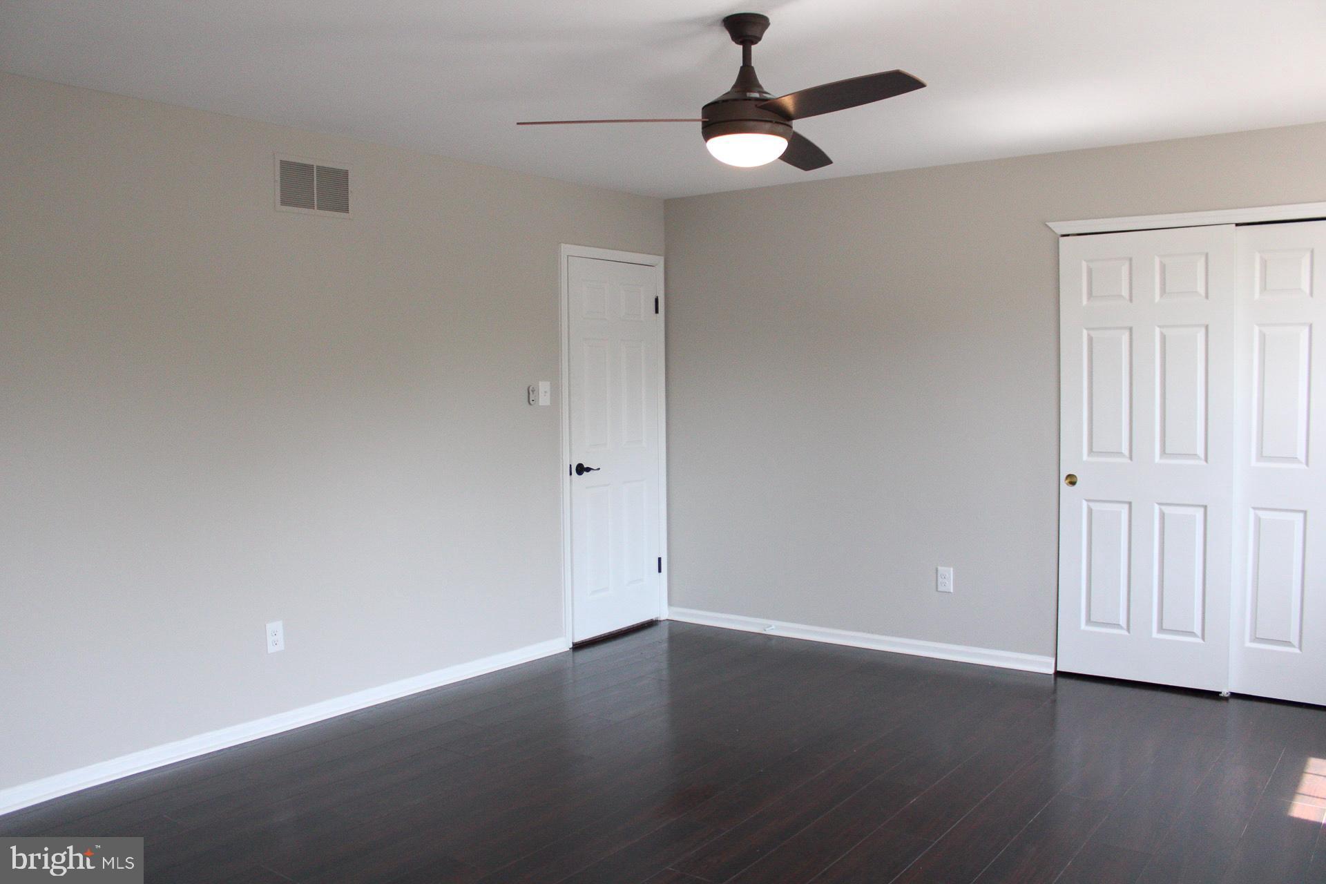 3 Summit Court Clementon, NJ 08021 - Photo 9 of 18