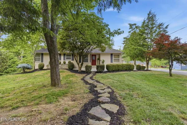 $350,000 | 617 Mill Street, Kingston, TN 37763