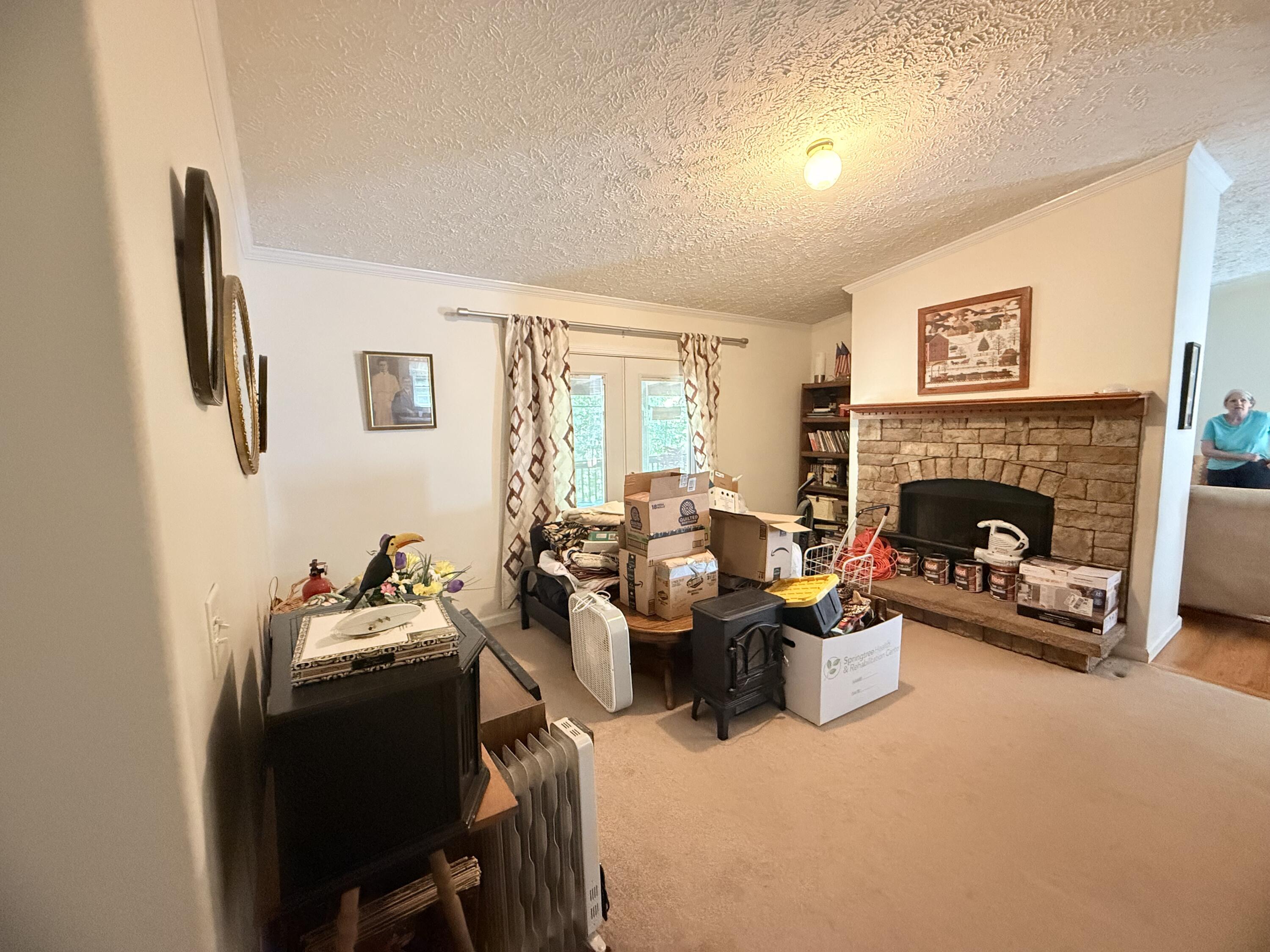 2204 Ridge Road Roanoke, VA 24014 - Photo 5 of 26 sitting room
