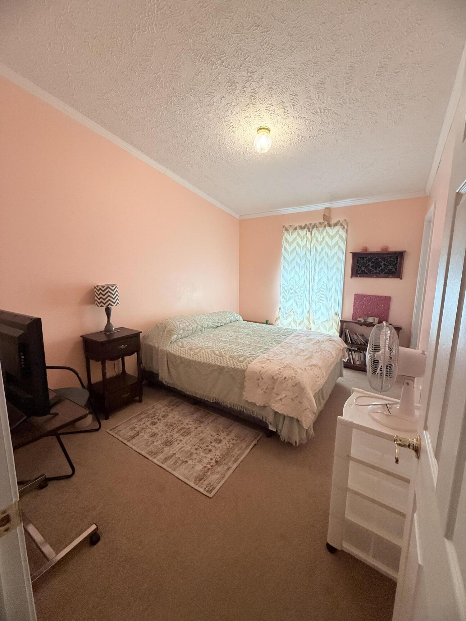 2204 Ridge Road Roanoke, VA 24014 - Photo 7 of 26 bed 1