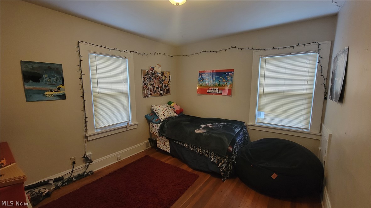 3562 Riedham Road Cleveland, OH 44120 - Photo 11 of 29