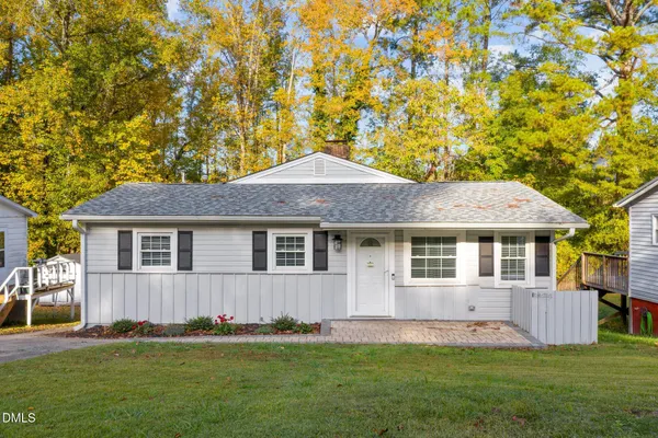 $2,250 | 412 2nd Street, Apex, NC 27502