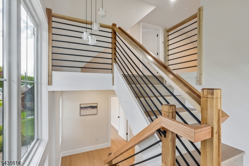 10 Rose Street Edison, NJ 08817 - Photo 17 of 48