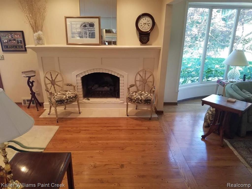 2210 Kingsford Road Rochester Hills, MI 48309 - Photo 9 of 34