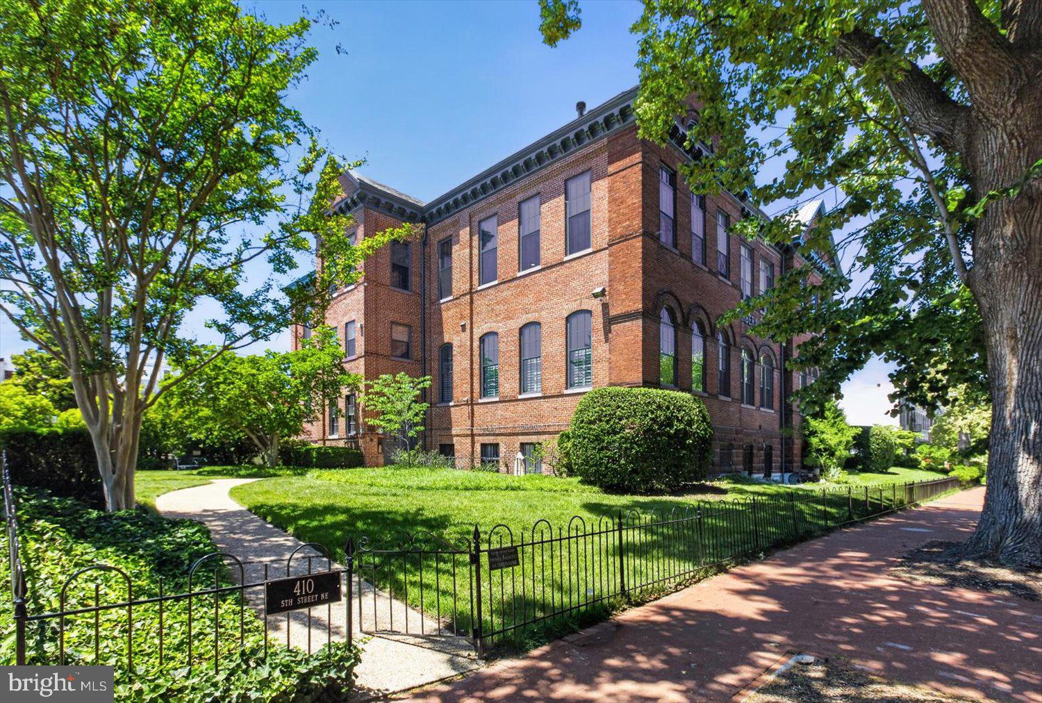 410 5th Street Northeast, Unit 1 Washington, DC 20002 - Photo 18 of 37 Historic charm meets modern elegance.