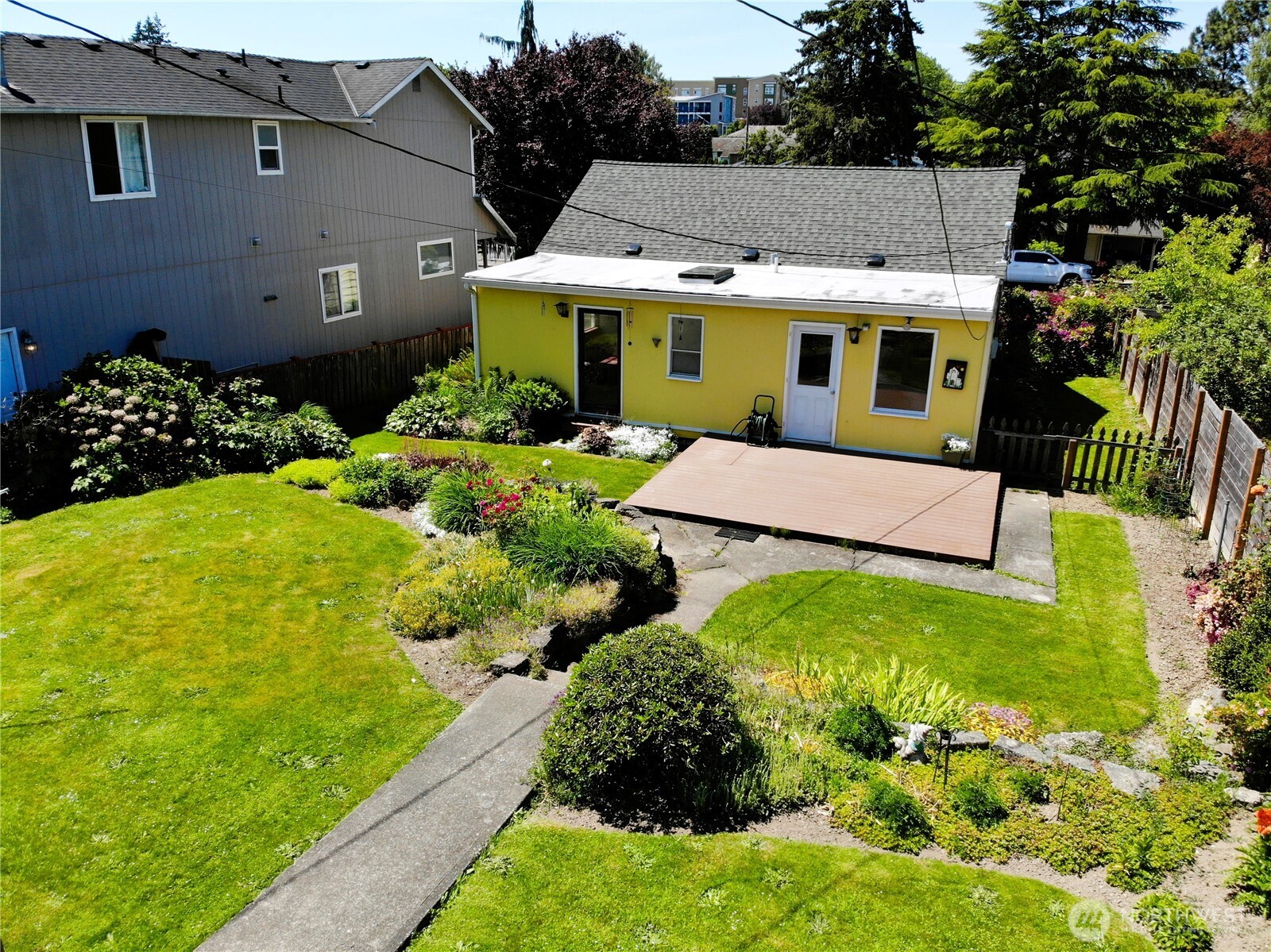 1327 Maple Street Everett, WA 98201 - Photo 23 of 31