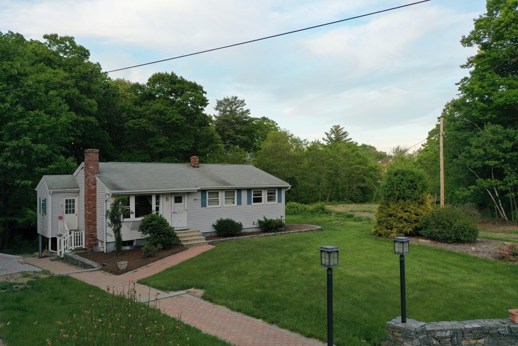 51 Redfield Road Worcester, MA 01603 - Photo 16 of 17