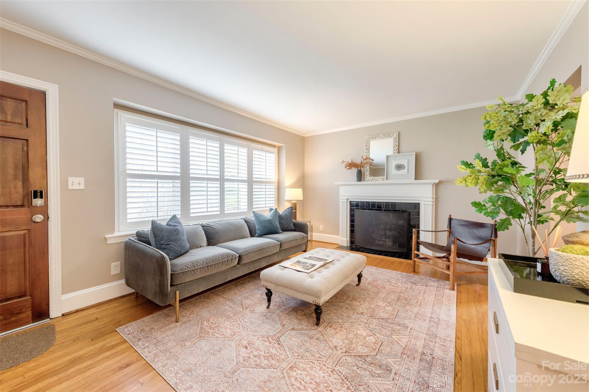 2016 Truman Road Charlotte, NC 28205 - Photo 5 of 35 Gallery Image 5