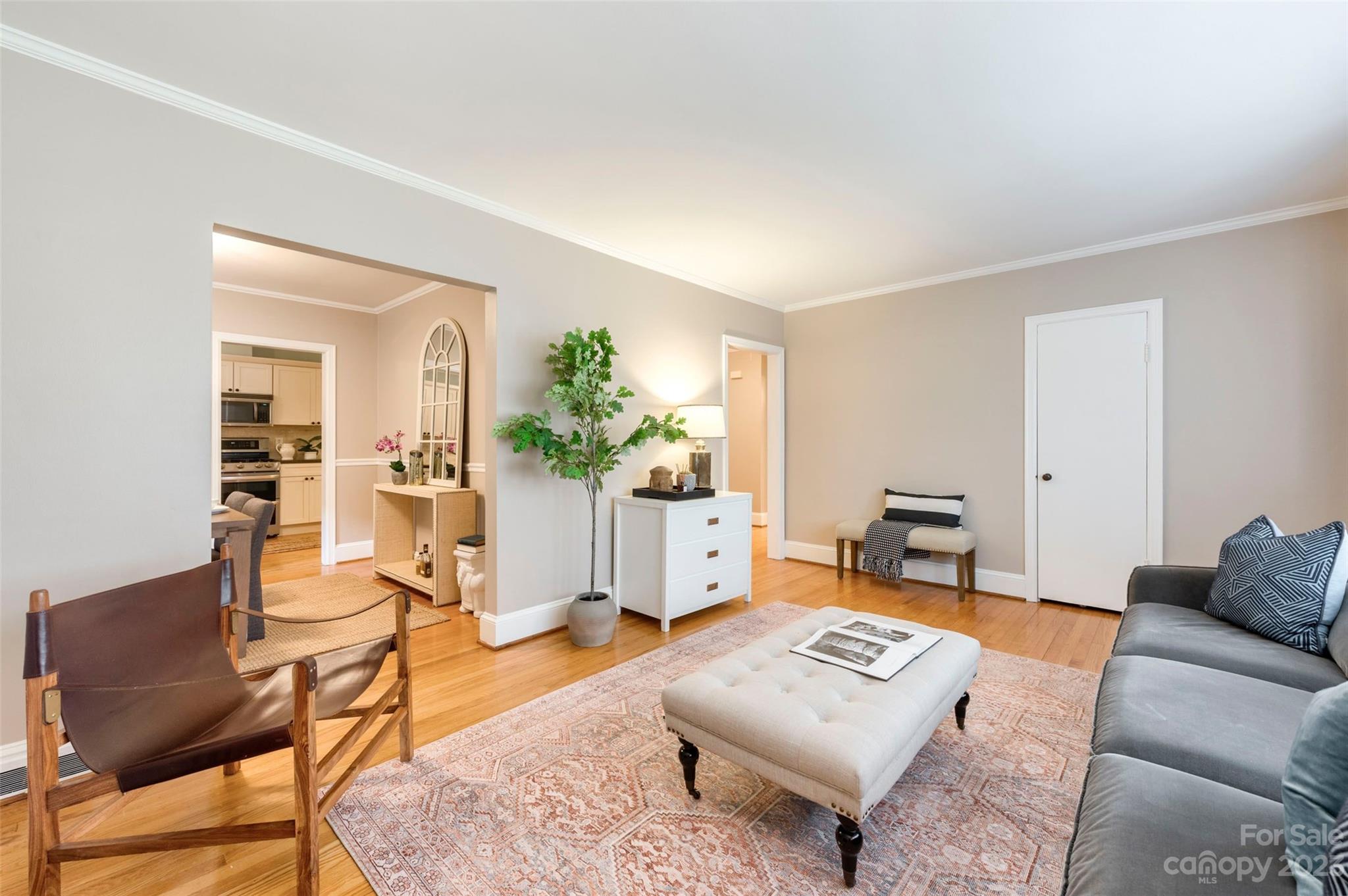 2016 Truman Road Charlotte, NC 28205 - Photo 6 of 35 Gallery Image 6