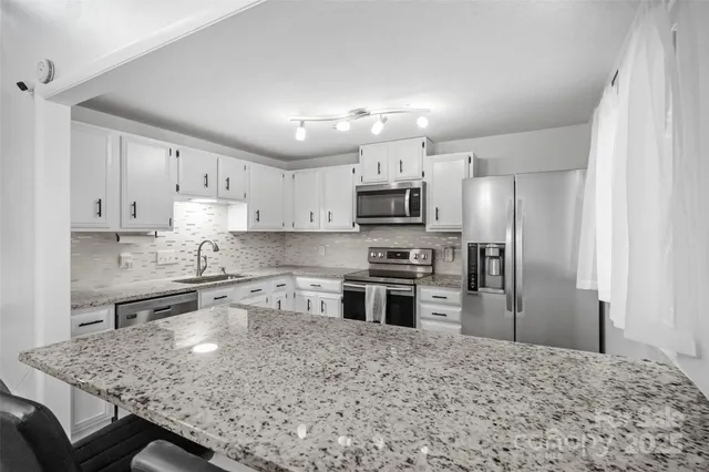 $465,000 | 5709 Shadow Creek Road, Charlotte, NC 28226