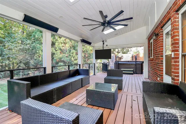 $899,000 | 9814 Devonshire Drive, Huntersville, NC 28078