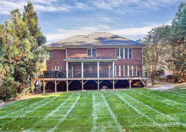 $899,000 | 9814 Devonshire Drive, Huntersville, NC 28078