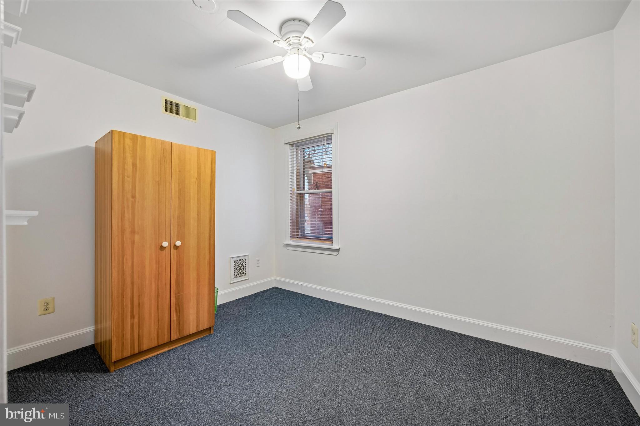 526 Arthur Street Philadelphia, PA 19111 - Photo 11 of 17
