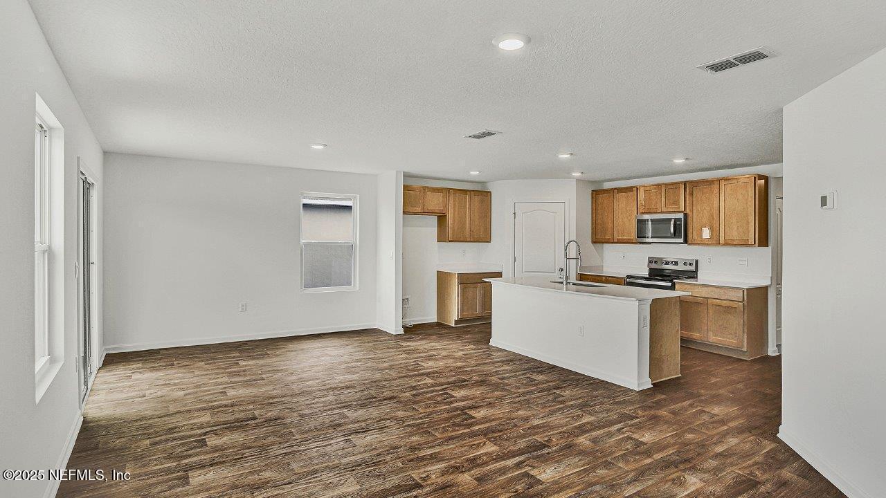 5621 Rustic Thorn Road Jacksonville, FL 32219 - Photo 6 of 47 5621_0002_IMG_3991