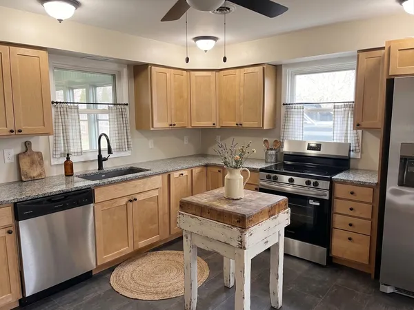 $259,900 | 8 Belmont Ave Extension, Rutland, VT 05701