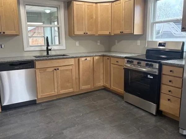 $259,900 | 8 Belmont Ave Extension, Rutland, VT 05701