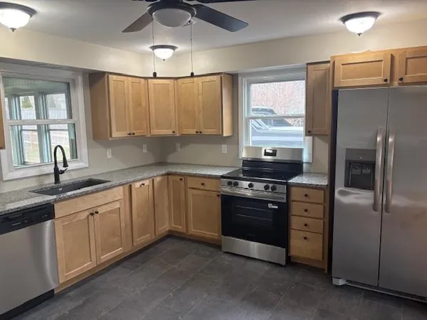 $259,900 | 8 Belmont Ave Extension, Rutland, VT 05701