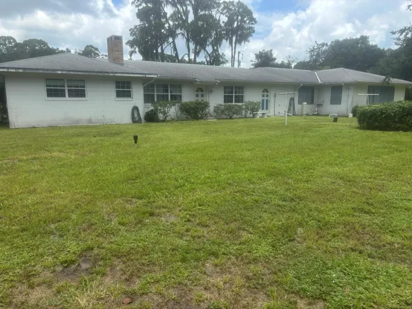 $450,000 | Undisclosed Address, Sebring, FL 33876