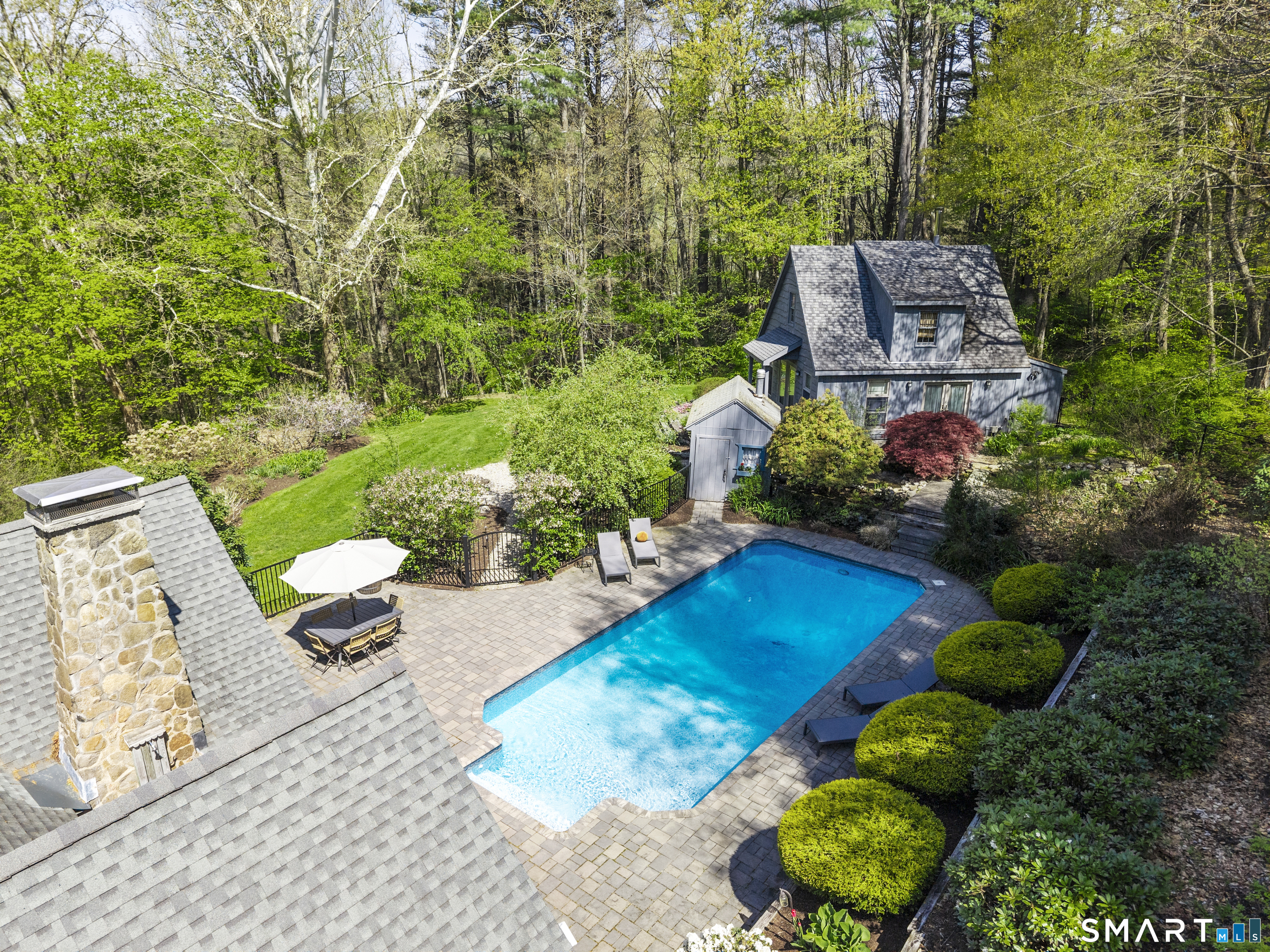 8 Morgan Road Canton, CT 06019 - Photo 3 of 40