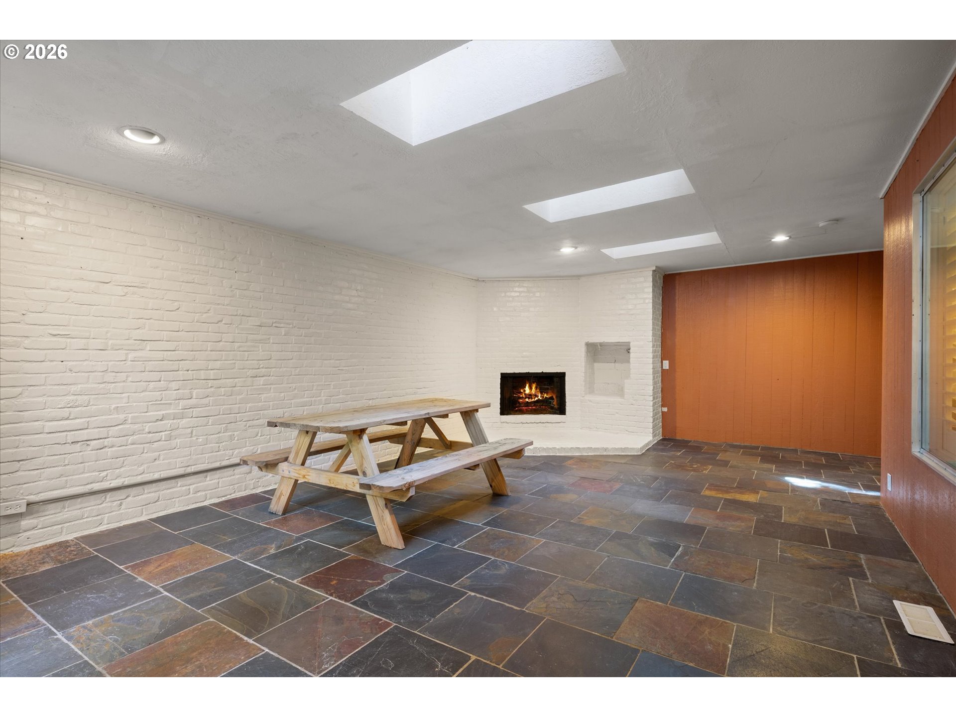 4922 Southwest Barnes Road Portland, OR 97221 - Photo 32 of 44 Gallery Image 32
