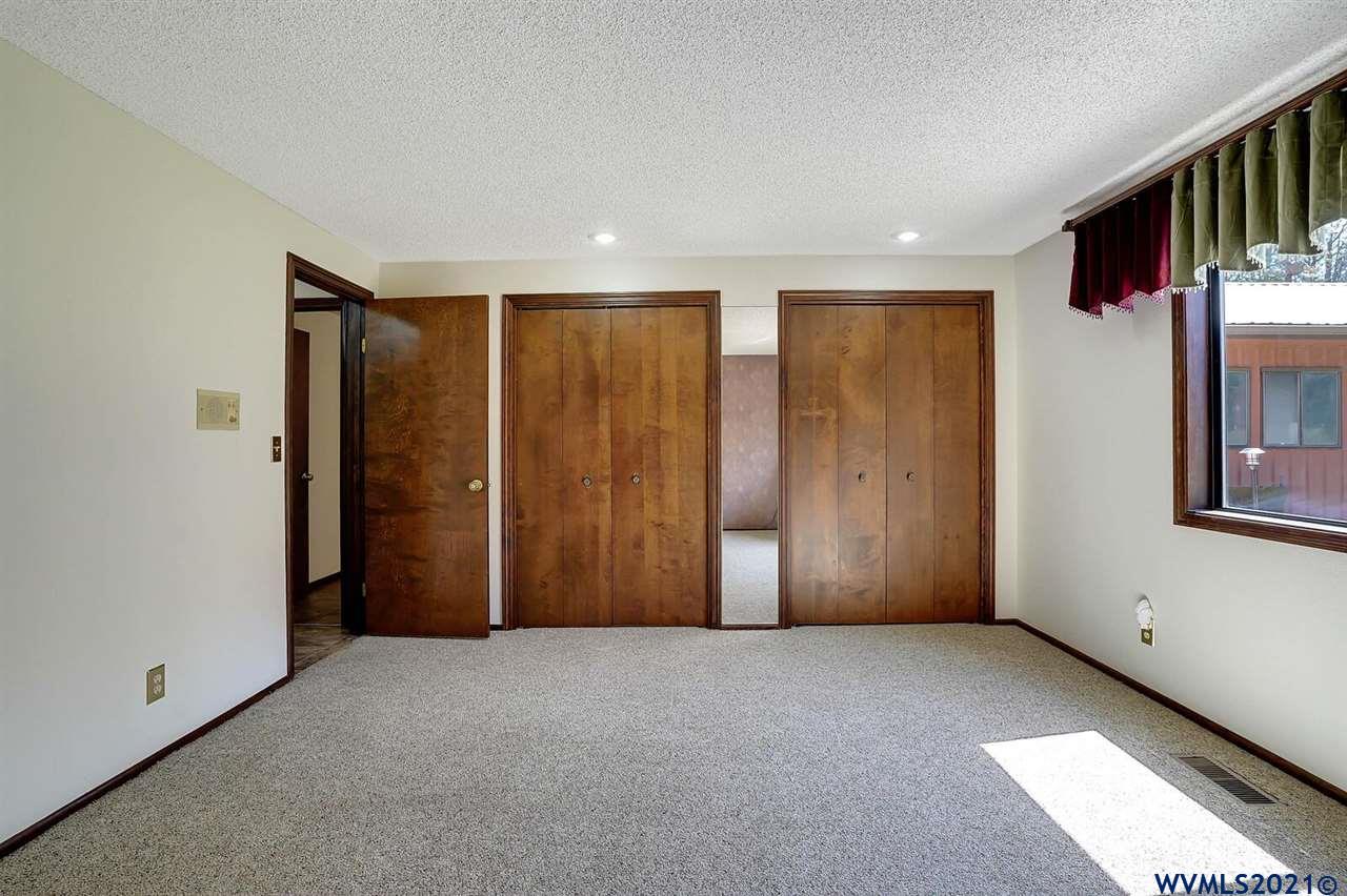 5305 Radell Court Southeast Salem, OR 97317 - Photo 26 of 42