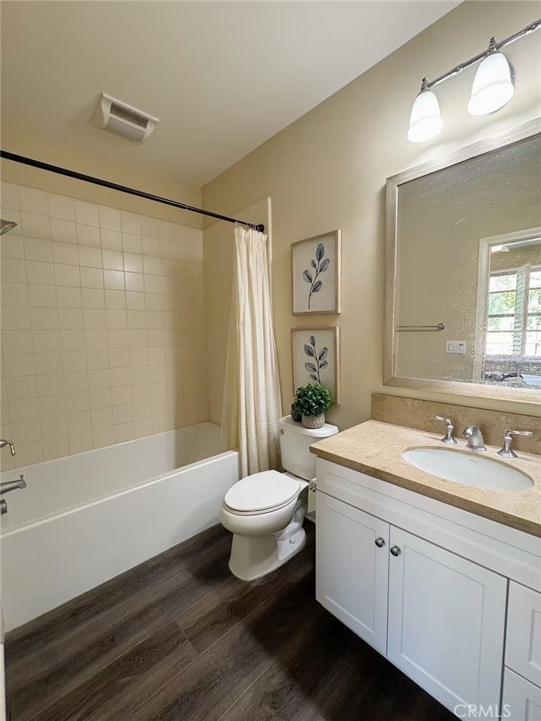 68 Overbrook Irvine, CA 92620 - Photo 9 of 12