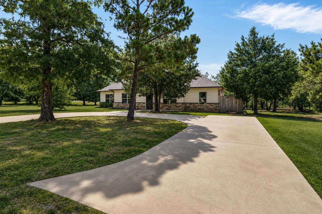 531 VZ County Road Eustace, TX 75124 - Photo 2 of 37 Gallery Image 2