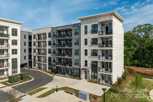 $2,500 | 536 West Tremont Avenue, Unit B1, Charlotte, NC 28203