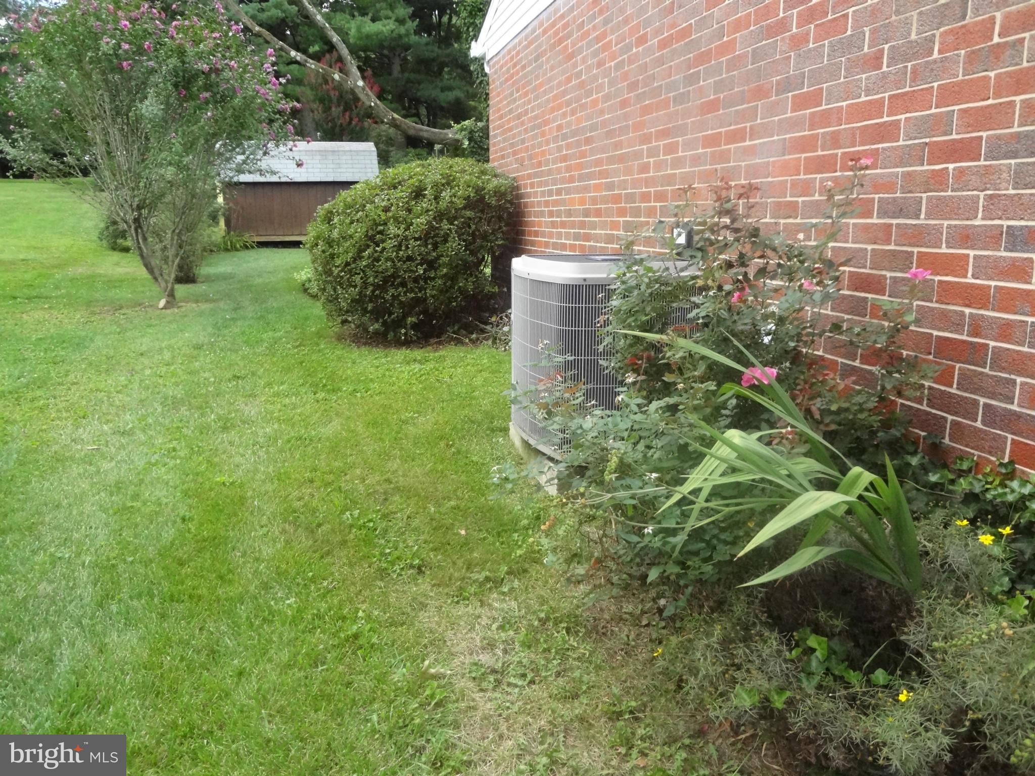 9104 Covered Bridge Road Baltimore, MD 21234 - Photo 27 of 30 Exterior (General)