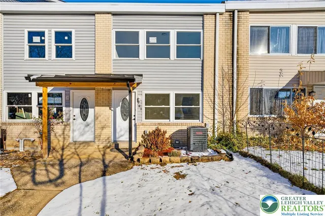 $295,000 | 781 Mohawk Street, Allentown, PA 18103