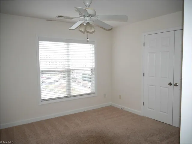 $1,285 | 4762 Tatton Park Circle, Unit 2B, Winston-Salem, NC 27103