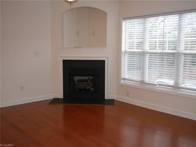 $1,285 | 4762 Tatton Park Circle, Unit 2B, Winston-Salem, NC 27103