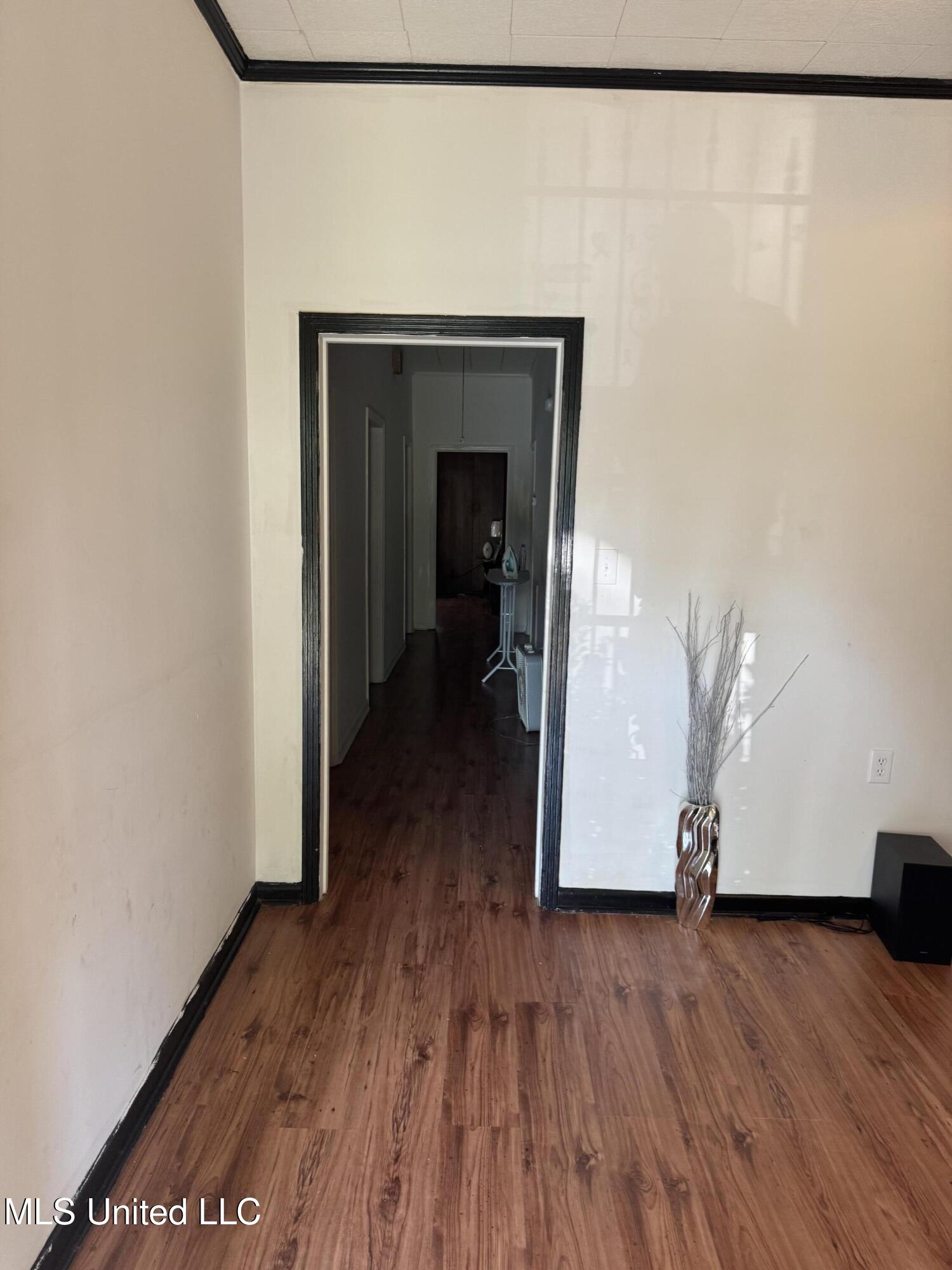 305 Florida Avenue Ferriday, LA 71334 - Photo 4 of 11 IMG_3825