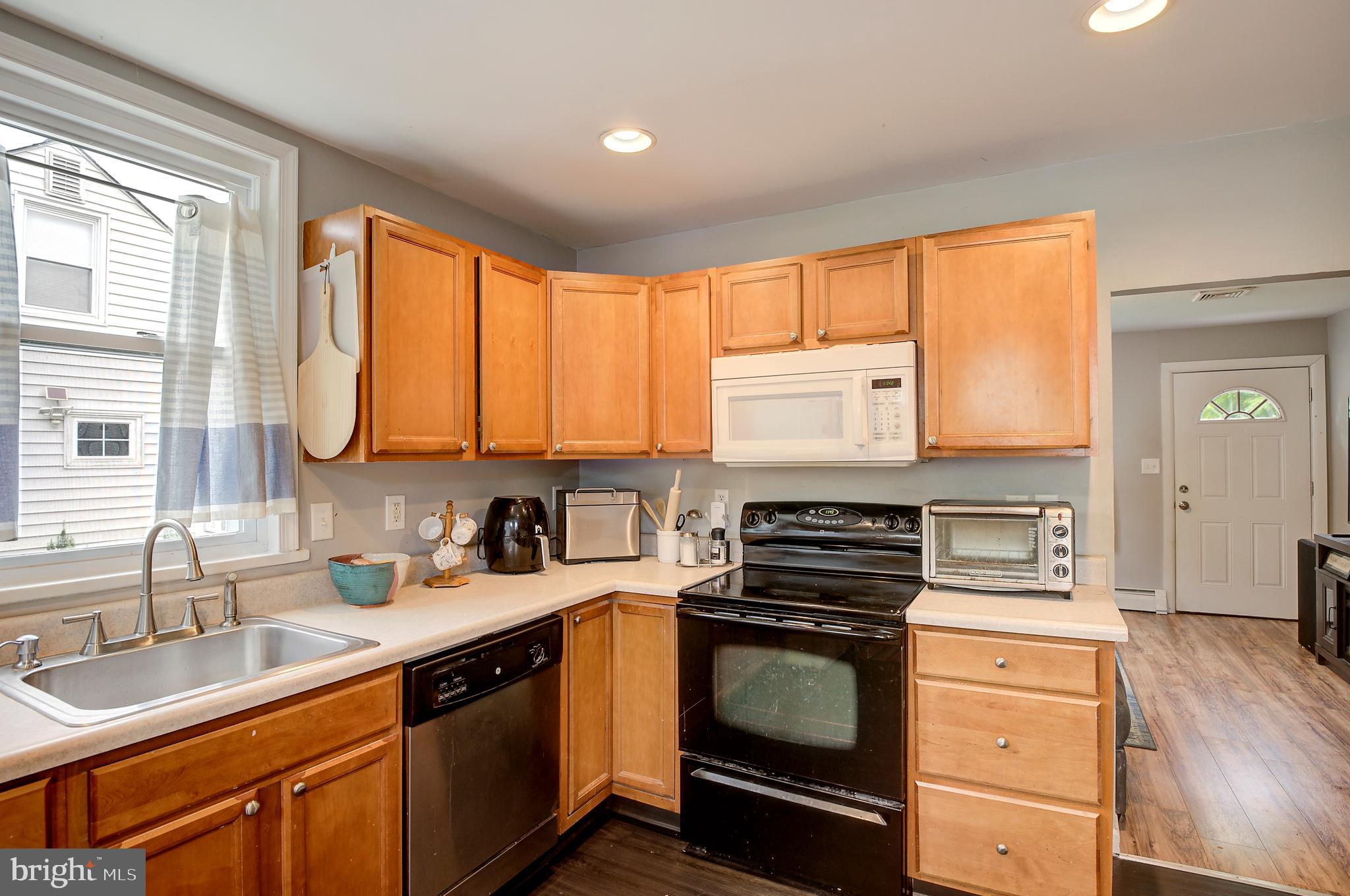 2812 Bath Road Bristol, PA 19007 - Photo 11 of 25 Gallery Image 11
