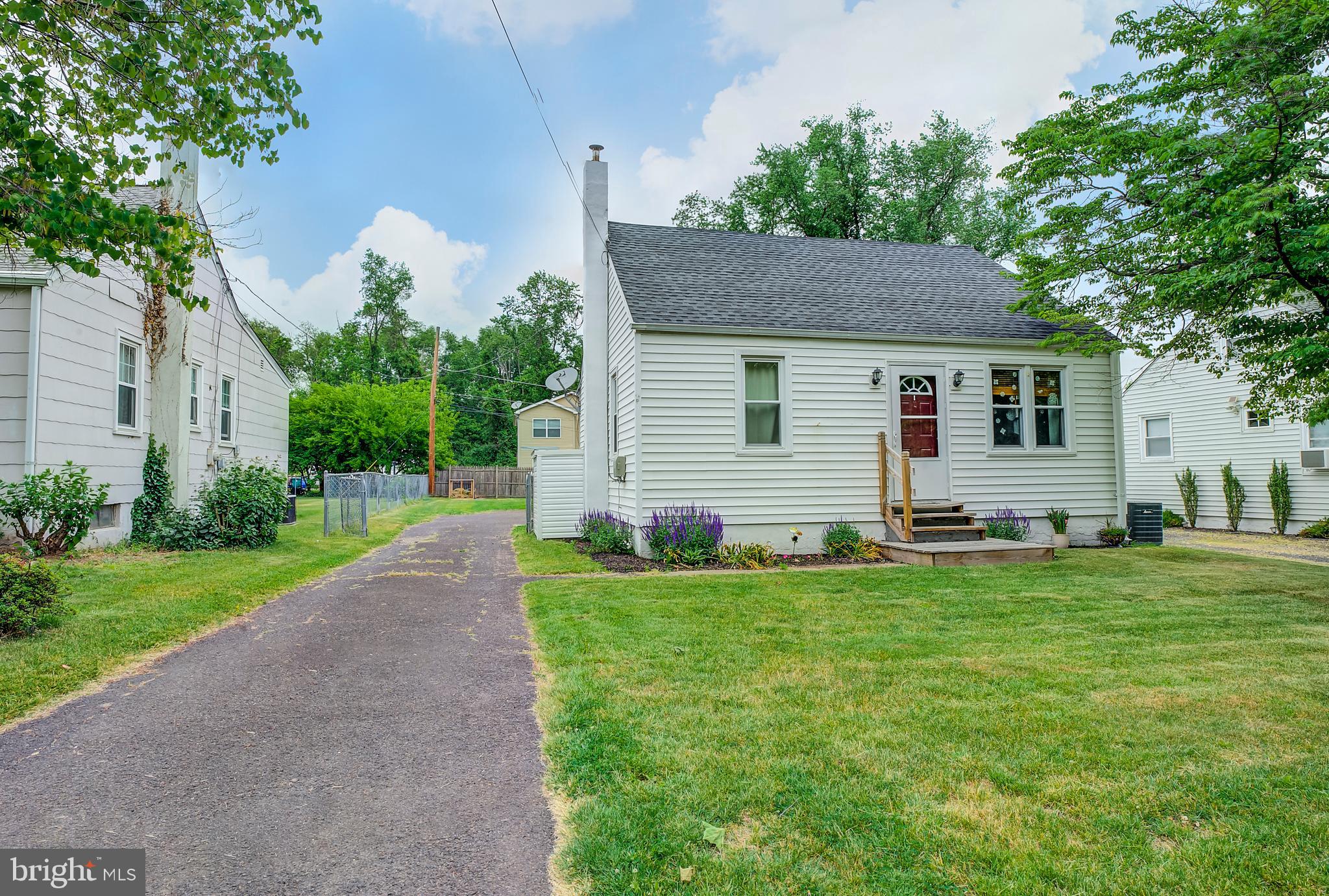 2812 Bath Road Bristol, PA 19007 - Photo 3 of 25 Gallery Image 3